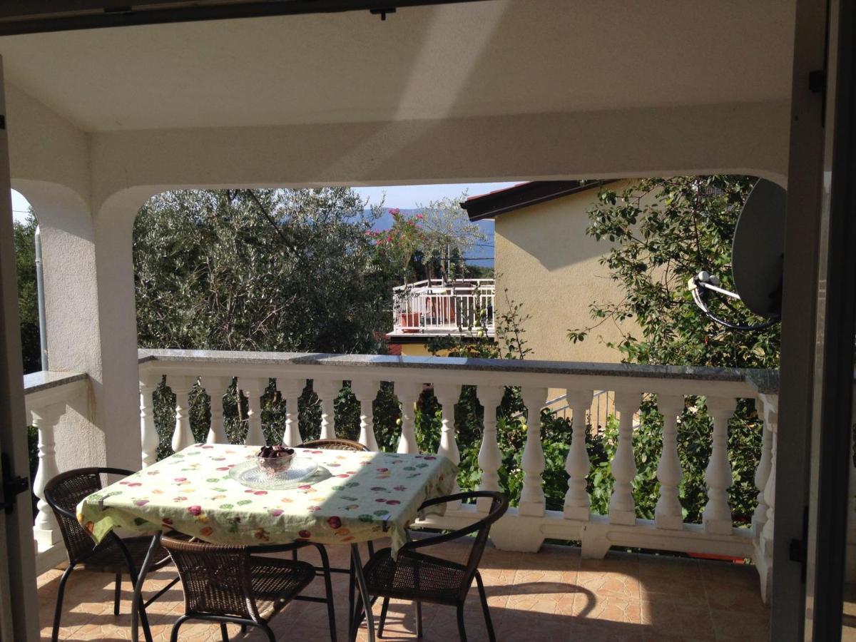 Apartment And Studio Jelusic Пинезичи Экстерьер фото