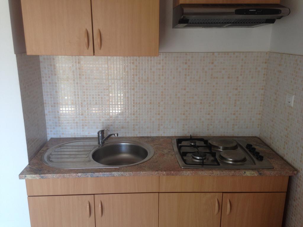 Apartment And Studio Jelusic Пинезичи Номер фото